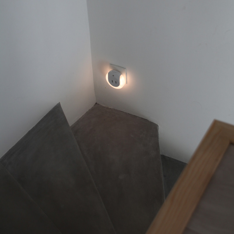 Veilleuse avec prise USB et capteur crépusculaire CHACON