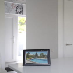 Set de 2 caméras extérieures Wi-Fi avec écran CHACON Set de 2 caméras extérieures Wi-Fi avec écran CHACON