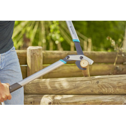 Coupe-branche EnergyCut Basic Ø 42 mm | GARDENA