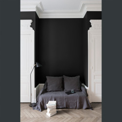 Peinture Murale Velours Noir Smoking Mat – Finition Soignée | LIBERON Peinture Murale Velours Noir Smoking Mat – Finition Soignée | LIBERON