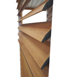 Panneau brise-vue coulissant Pianela pour pergola bioclimatique | GREEN OUTSIDE Panneau brise-vue coulissant Pianela pour pergola bioclimatique | GREEN OUTSIDE