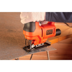 Scie sauteuse BLACK+DECKER 400W – Coupe Précise | BLACK+DECKER
 Scie sauteuse BLACK+DECKER 400W – Coupe Précise | BLACK+DECKER
