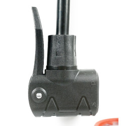 Pompe à pied W7 en acier avec manomètre