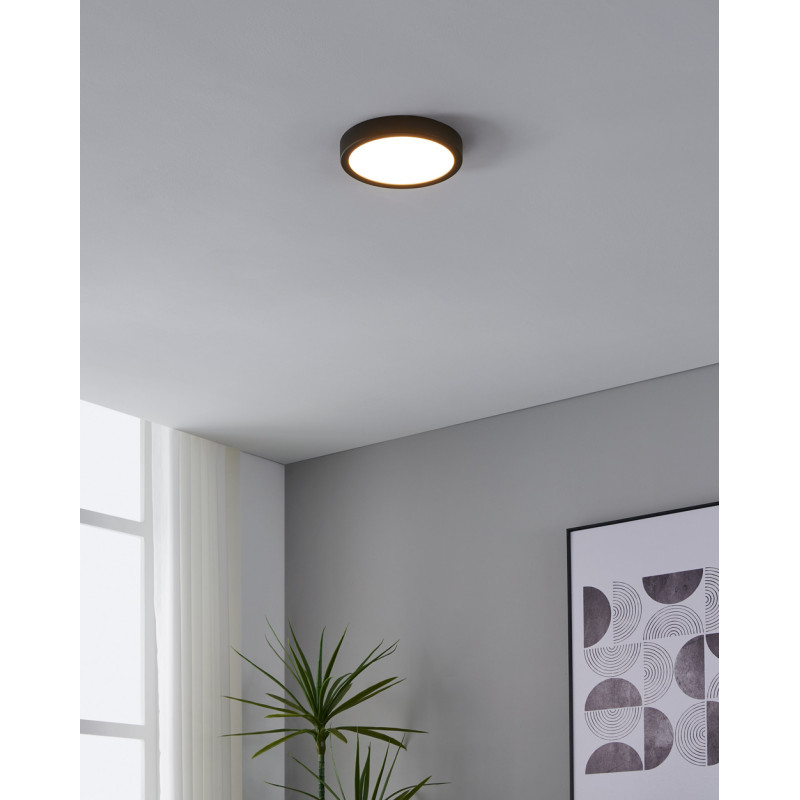 Plafonnier LED Fueva 5 noir avec détecteur de mouvement Ø 21 cm blanc chaud 2000 lm 17 W