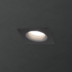 Spot encastrable LED carré aluminium noir GU10 blanc neutre IP44 345 lm 5 W