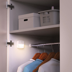 Lampe d'appoint LED sur piles avec détecteur de mouvement blanc chaud 50 lm 5 W XANLITE