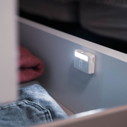 Lampe pour placard LED sur batterie avec détecteur de mouvement 50 lm 2 pièces XANLITE