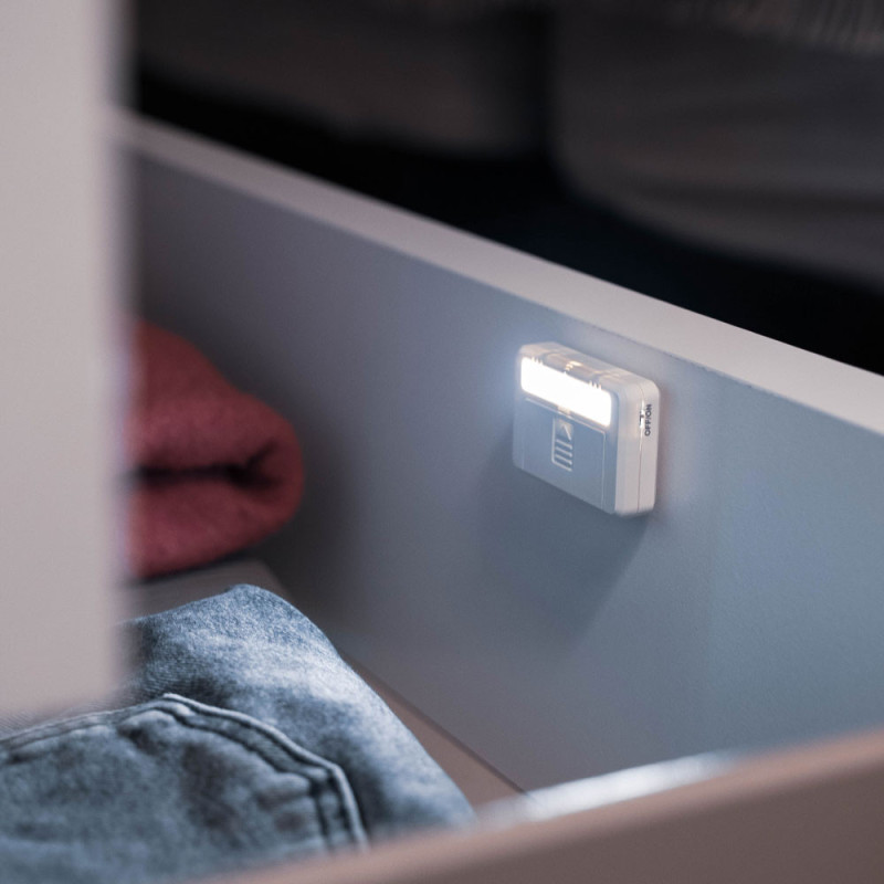 Lampe pour placard LED sur batterie avec détecteur de mouvement 50 lm 2 pièces XANLITE