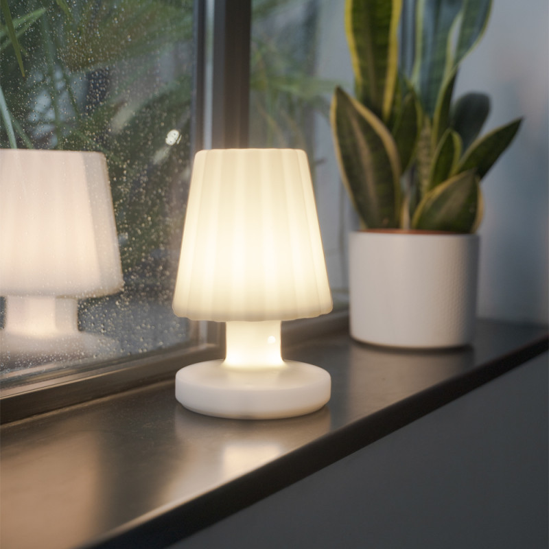 Lampe de table LED blanche USB blanc chaud et RGB 3 W XANLITE