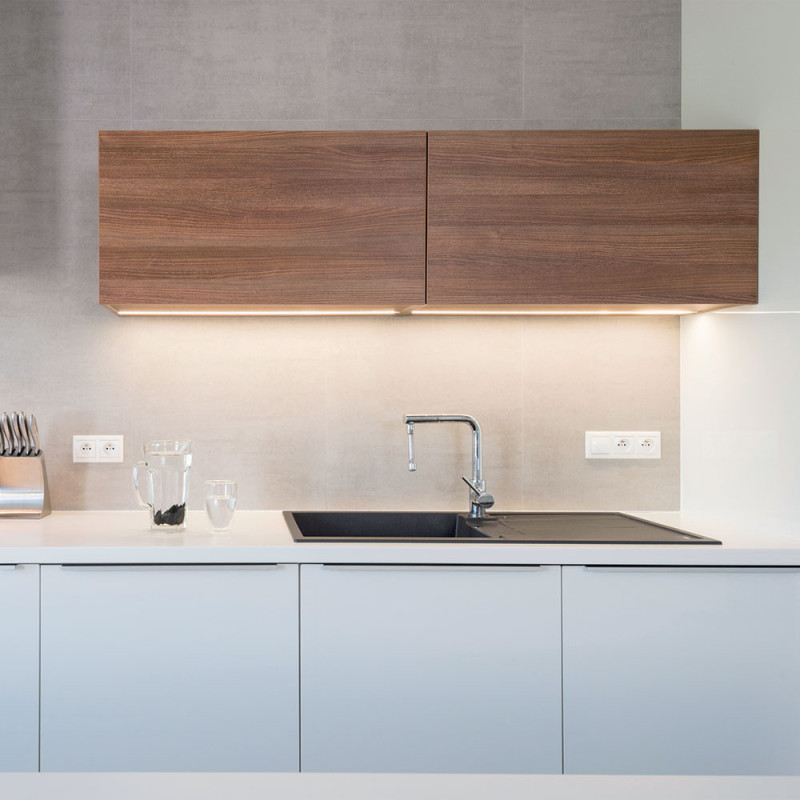 Ruban LED sur batterie avec détecteur d'ouverture de porte blanc neutre IP20 1 m XANLITE