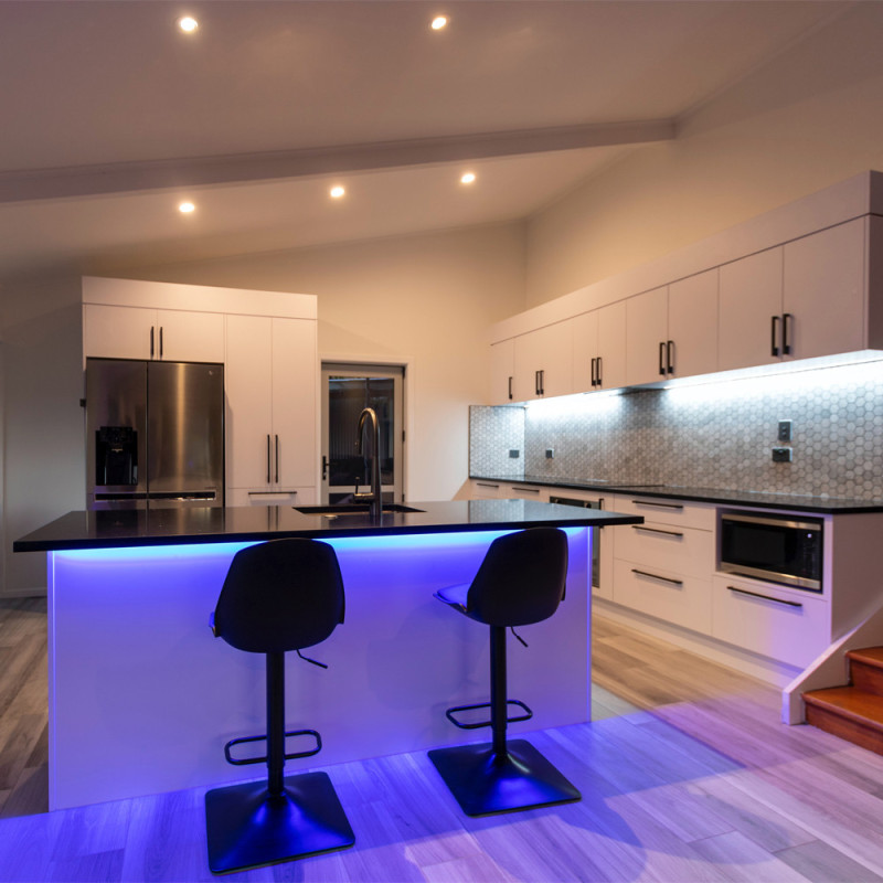 Ruban LED RGB animé IP65 5 m 6 W XANLITE