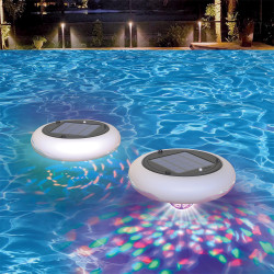 Lampe LED Solaire Flottante RGB XANLITE – Ambiance Piscine


