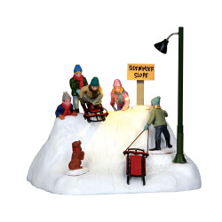 Figurine enfants sur la piste de luge LEMAX