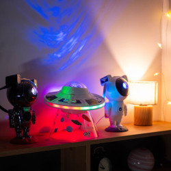 Veilleuse projecteur LED Bluetooth Spacelite XANLITE – Ambiance féerique