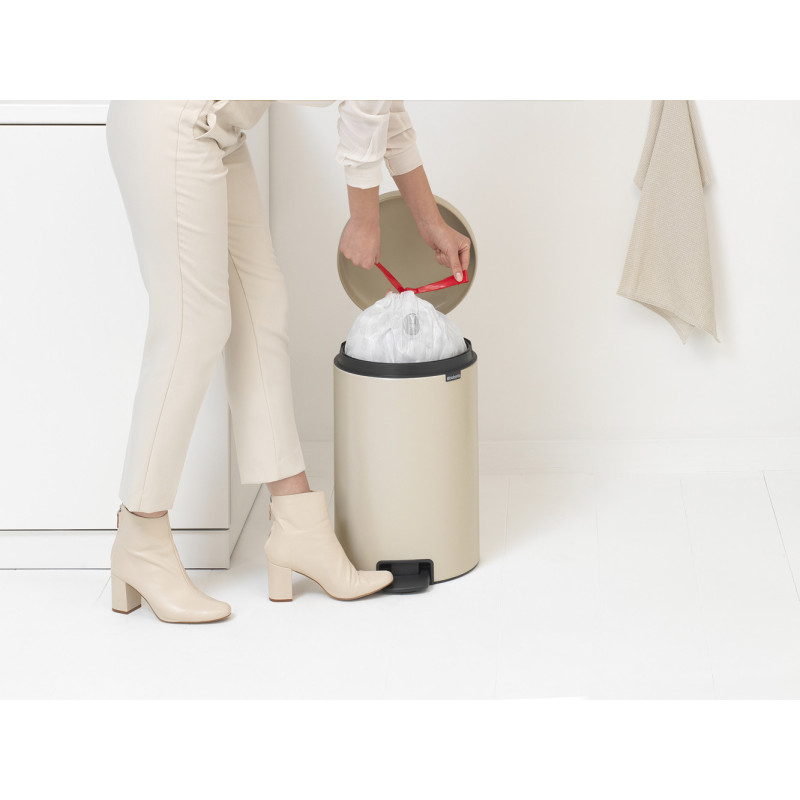 Poubelle à pédale NewIcon 20L – Design & Pratique | BRABANTIA