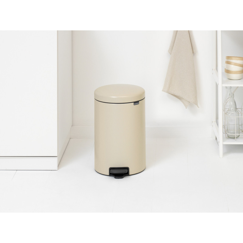 Poubelle à pédale NewIcon 20L – Design & Pratique | BRABANTIA