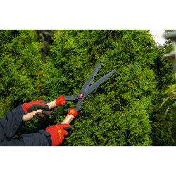 Cisaille à haie avec lames ondulées 20 cm | WOLF-GARTEN