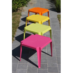 Table de jardin pour enfant