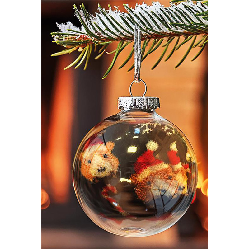 Boule de Noël avec Chaussette – Décoration Surprise