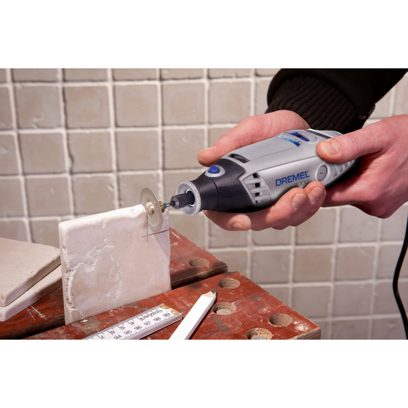 Dremel 3000JU 130W – Outil multifonctions polyvalent | DREMEL
 Dremel 3000JU 130W – Outil multifonctions polyvalent | DREMEL