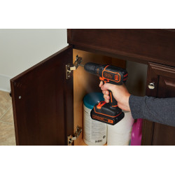 Perceuse-visseuse sans fil 18V avec chargeur et batterie - BDCDC18-QW - BLACK+DECKER