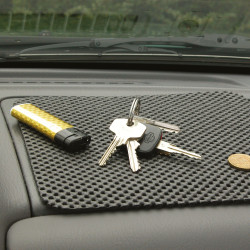 Tapis antidérapant tableau bord – Sécurité & Stabilité | CARPOINT