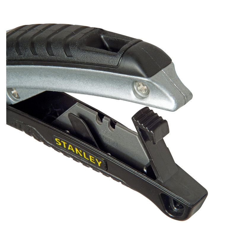 Couteau STANLEY Instant Change – Lame Rétractable | STANLEY
 Couteau STANLEY Instant Change – Lame Rétractable | STANLEY