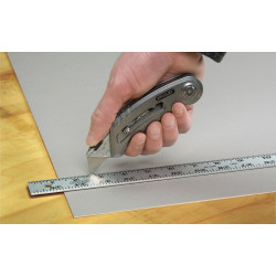 Couteau Sport Quickslide STANLEY – Coupe Rapide et Précise | STANLEY Couteau Sport Quickslide STANLEY – Coupe Rapide et Précise | STANLEY