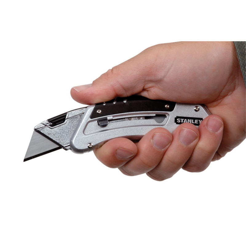 Couteau Quickslide STANLEY – Coupe Rapide et Précise | STANLEY Couteau Quickslide STANLEY – Coupe Rapide et Précise | STANLEY