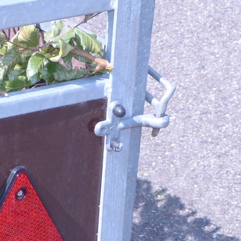 Fermeture Trappe Remorque – Sécurité Assurée | CARPOINT Fermeture Trappe Remorque – Sécurité Assurée | CARPOINT