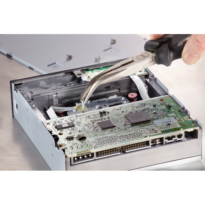 Pince à bec long coudée – Précision et Maniabilité | KWB