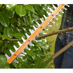 Taille-haie électrique BEHT251-QS 450 W BLACK+DECKER Taille-haie électrique BEHT251-QS 450 W BLACK+DECKER