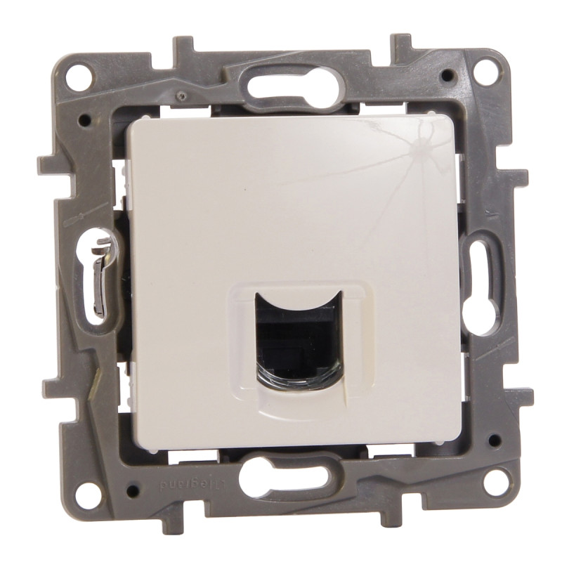 Prise RJ45 Niloé blanc LEGRAND