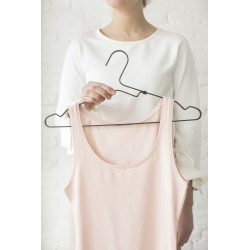 Set de cintres 4 pièces Brabantia – Organisation parfaite | BRABANTIA Set de cintres 4 pièces Brabantia – Organisation parfaite | BRABANTIA