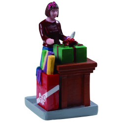 Figurine femme qui emballe cadeaux LEMAX – Déco Noël | LEMAX

