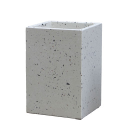Vase haut blanc en terrazzo – Élégance et style | POTTERIE