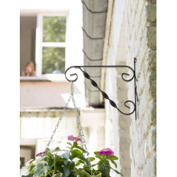 Potence murale en métal noir 25 cm – Support solide | GARDEN ID Potence murale en métal noir 25 cm – Support solide | GARDEN ID