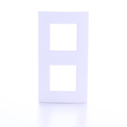 Plaque de recouvrement double blanche BTICINO