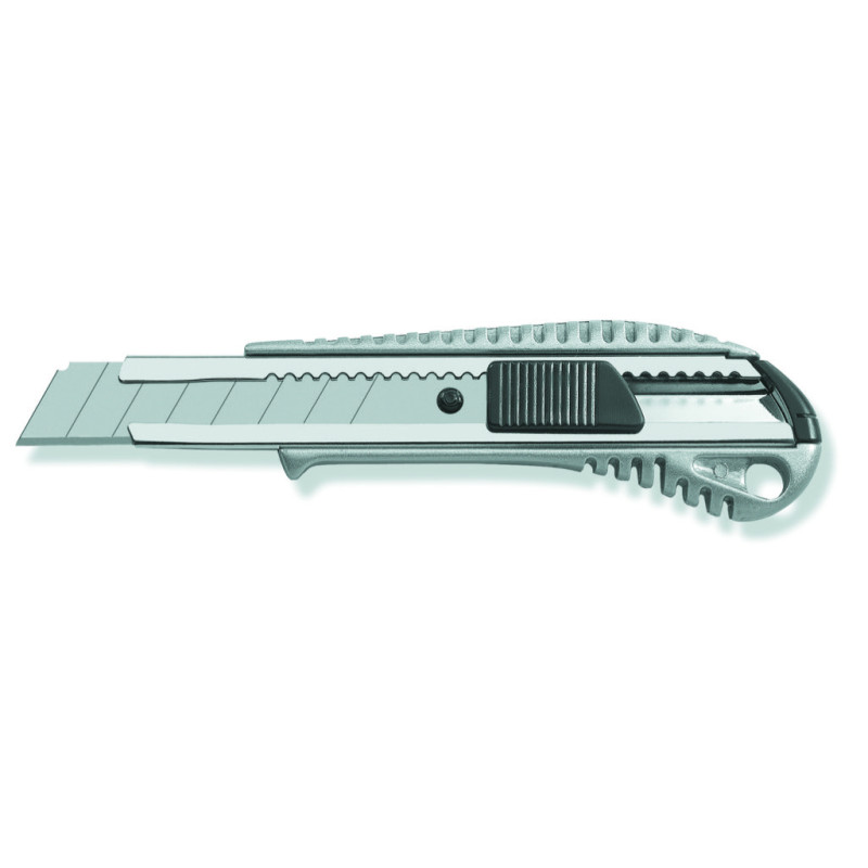 Cutter avec 6 lames 18 mm