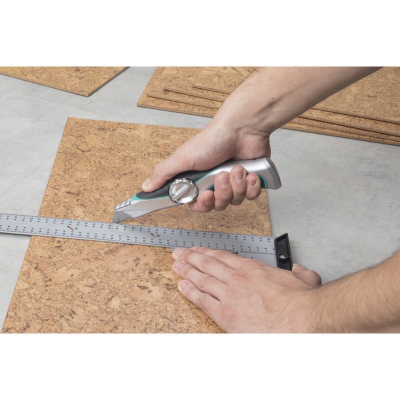 Cutter professionnel WOLFCRAFT – Lame trapézoïdale | WOLFCRAFT