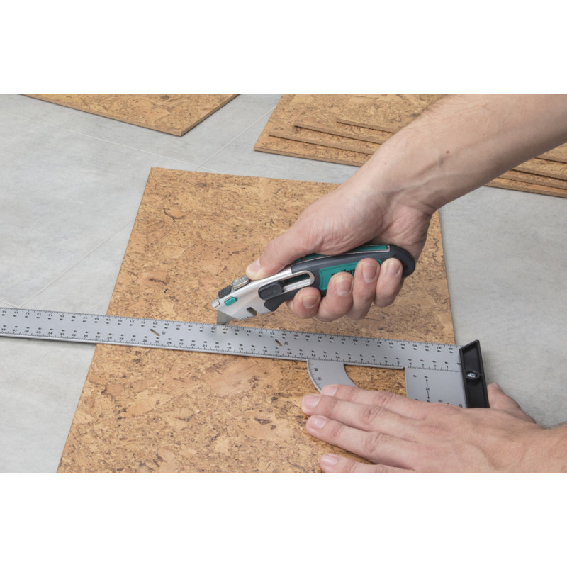 Cutter professionnel WOLFCRAFT – Coupe précise | WOLFCRAFT
 Cutter professionnel WOLFCRAFT – Coupe précise | WOLFCRAFT