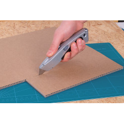 Cutter en aluminium à lame trapézoïdale WOLFCRAFT – coupe précise | WOLFCRAFT