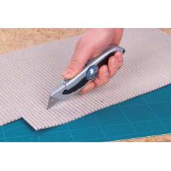 Cutter Trapézoïdal WOLFCRAFT – Coupe Précise | WOLFCRAFT
 Cutter Trapézoïdal WOLFCRAFT – Coupe Précise | WOLFCRAFT