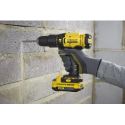 Perceuse à percussion SFMCD711C2S-QW 2 batteries 18V | STANLEY Perceuse à percussion SFMCD711C2S-QW 2 batteries 18V | STANLEY
