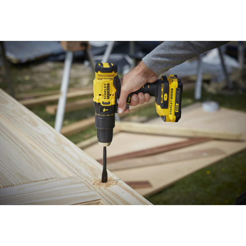 Perceuse à percussion SFMCD711C2S-QW 2 batteries 18V | STANLEY Perceuse à percussion SFMCD711C2S-QW 2 batteries 18V | STANLEY