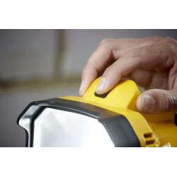 Projecteur LED portable 1825 lm STANLEY FATMAX