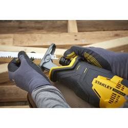 Scie sabre SFMCS300B-XJ 18V – Puissante et sans fil | STANLEY FATMAX
 Scie sabre SFMCS300B-XJ 18V – Puissante et sans fil | STANLEY FATMAX