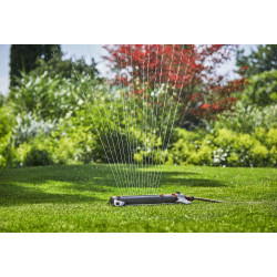 Arroseur oscillant AquaZoom M 250 m² – Arrosage précis | GARDENA Arroseur oscillant AquaZoom M 250 m² – Arrosage précis | GARDENA