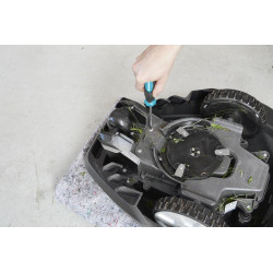 Kit d'entretien pour tondeuse robot GARDENA Kit d'entretien pour tondeuse robot GARDENA